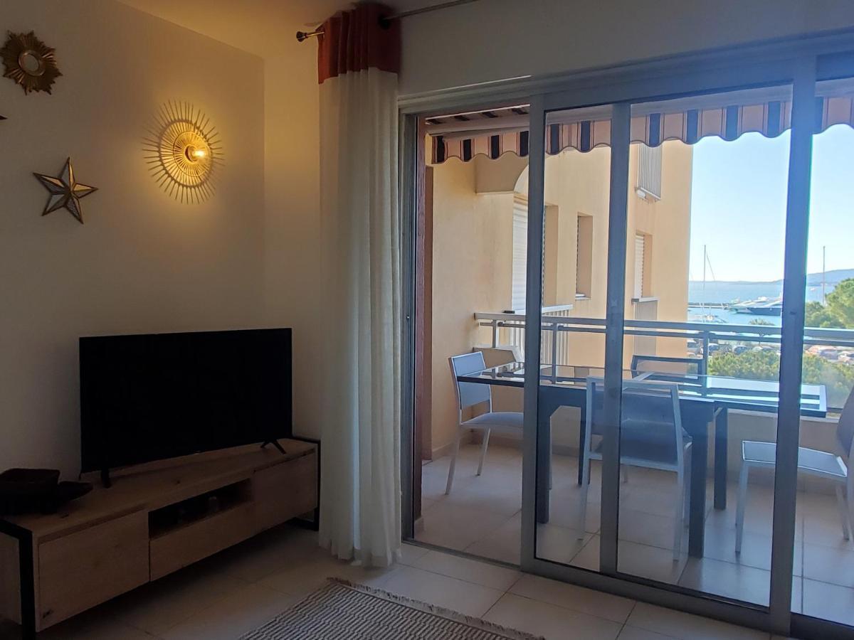 Frejus Plage Le Capitole T2 35M2 Climatise Balcon Exterior photo